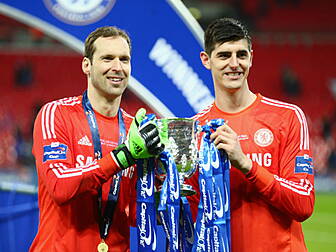 Cech given permission to shoot...